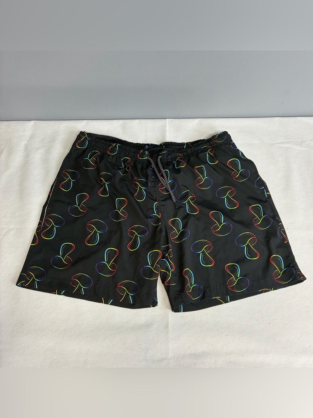 ENNEA Swim Trunks Men’s XL  Black Multicolor Mushroom Mesh Lining 3 Pockets Flaw